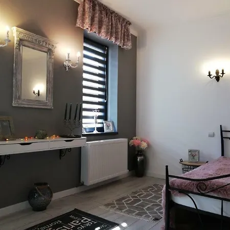 Escala Near Arena Appartement